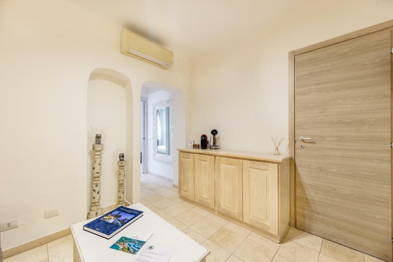 Locanda Tartarughino - Luxury Suites In Porto Rotondo Eksteriør billede